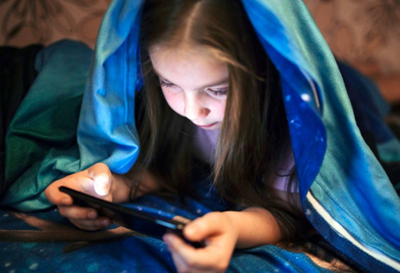 99% of five-year-old children are addicted to mobile phones