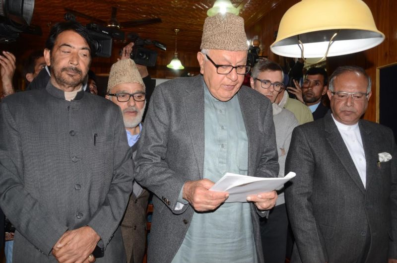 farooq abdullah says independence is not option for kashmir