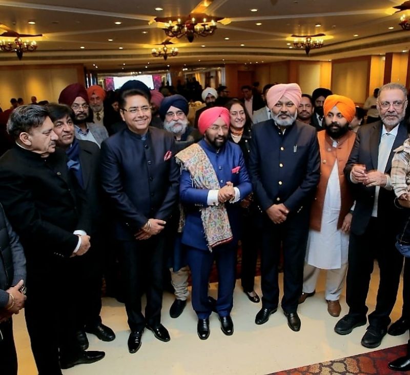 Vikramjit Singh Sahney presented a mesmerizing Sufi evening with music News in punjabi 