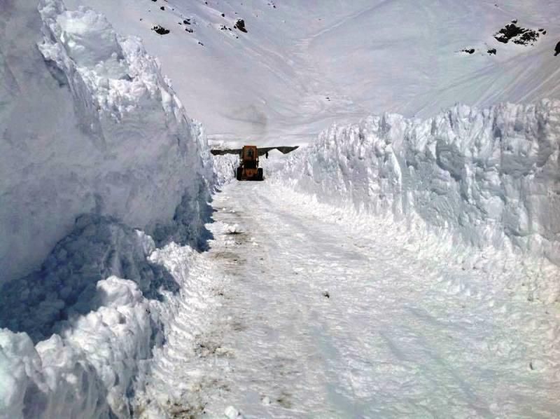 Heavy snowfall in Afghanistan