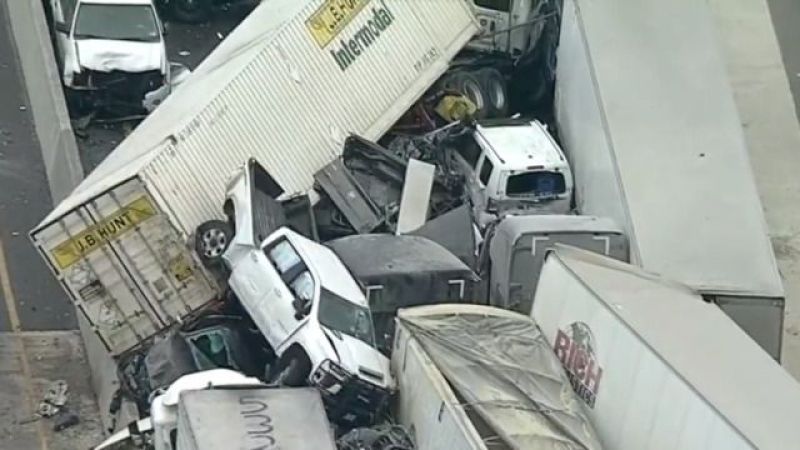 Nearly 100 Vehicles Crash Into Each Other In US