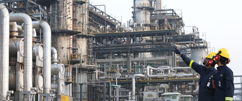 HMEL refinery 