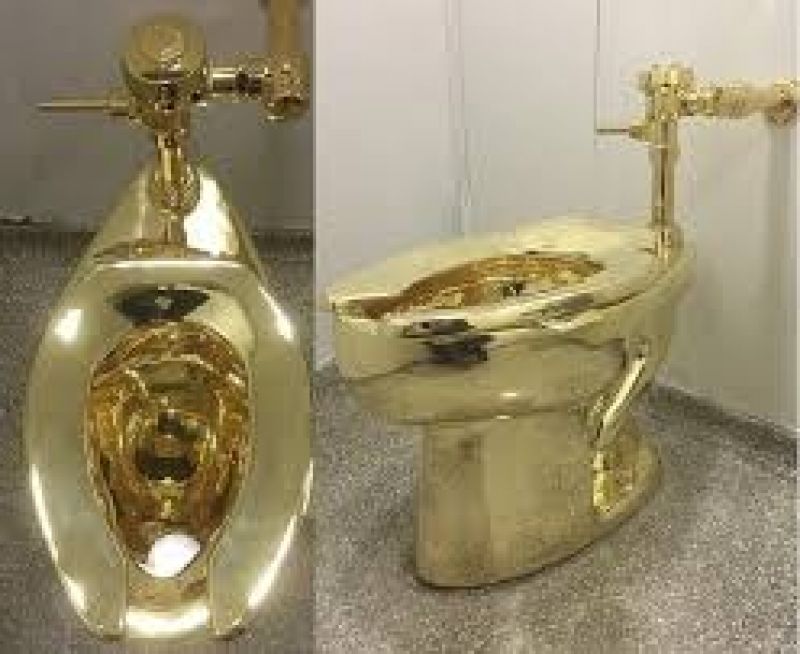 35 crore rupees golden toilet stolen