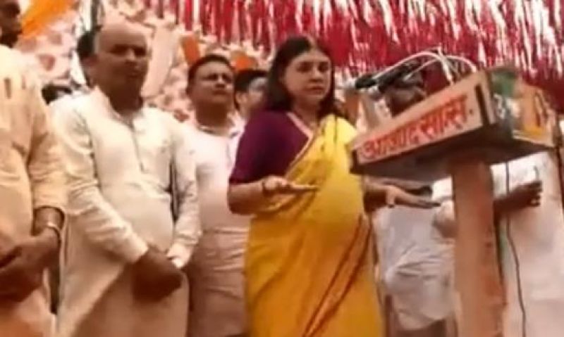 Maneka Gandhi during poll meet 