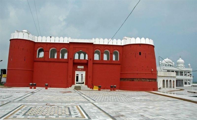 Gurdwara Qila Anandgarh Sahib