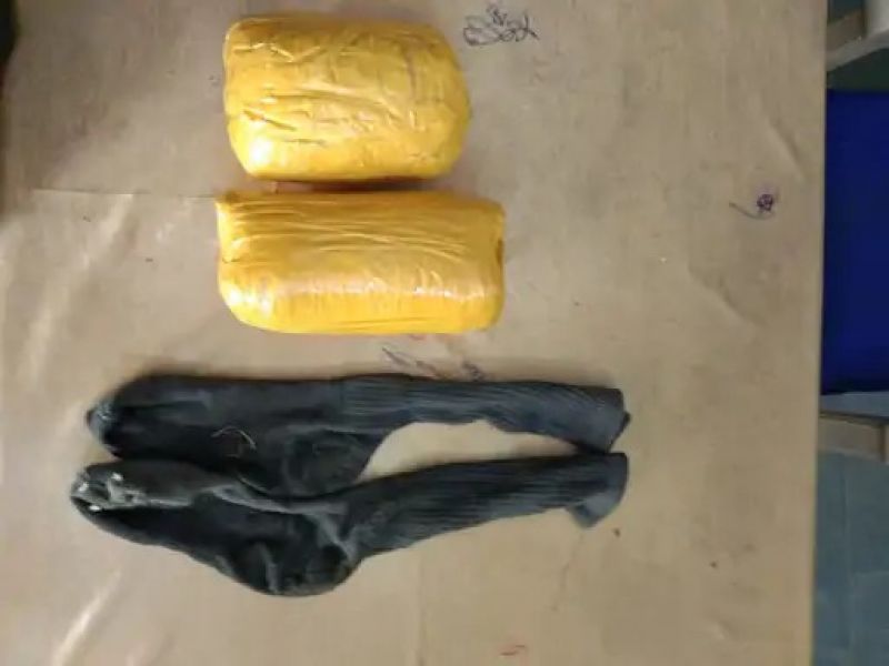 Three packets of heroin were recovered 