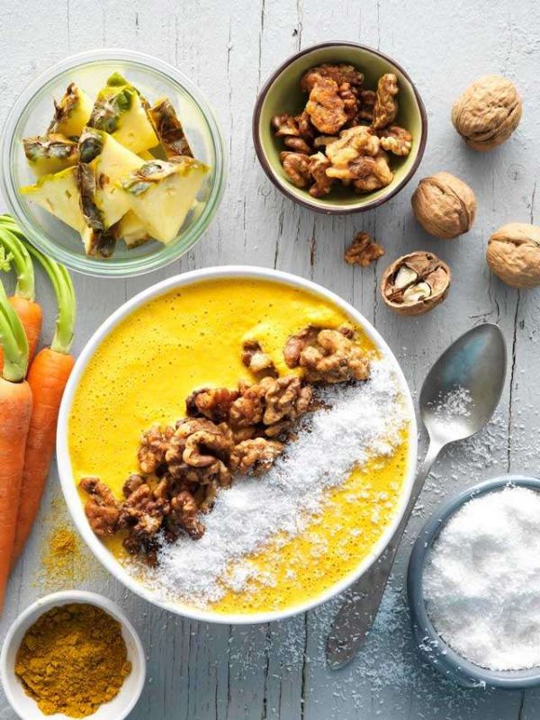 Carrot and walnut smoothie bowl