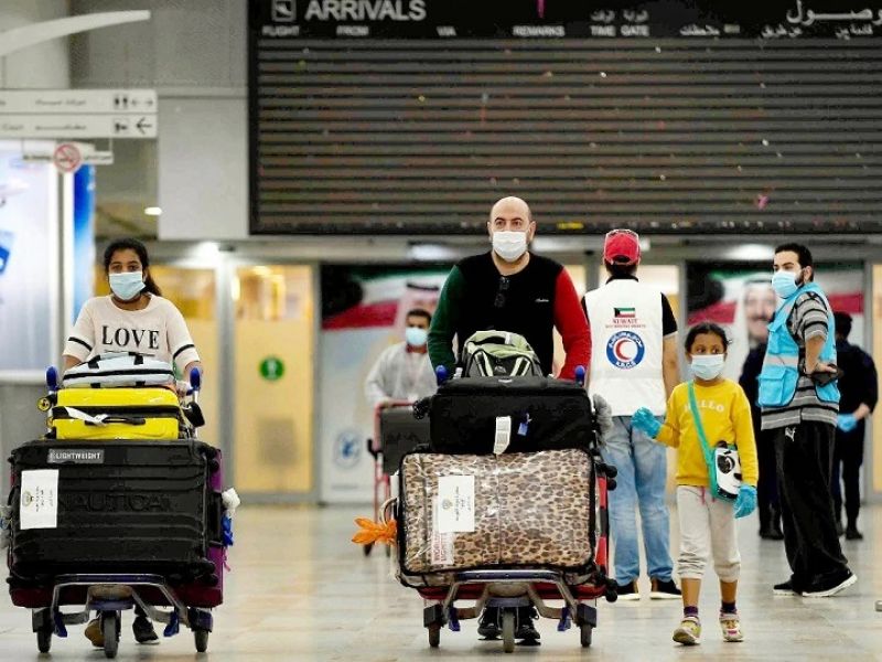 Eight lakh Indians may be forced to leave Kuwait