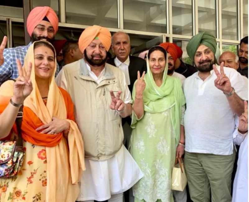 Capt. Amrinder singh with Parneet Kaur