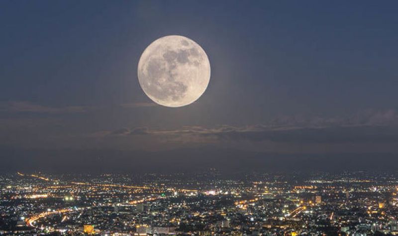 New York two rocks of the moon