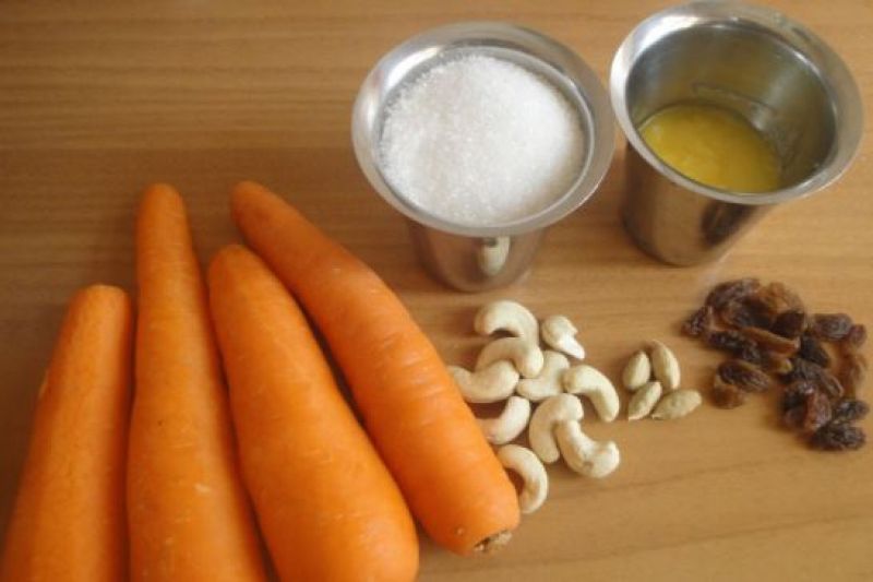 halwa of orange carrots