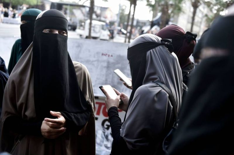 Referendum in Favor Of a Ban On Burqa