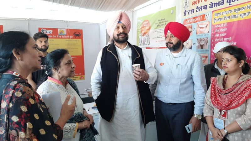 Health minister directs administration to double capacity of medical lounge