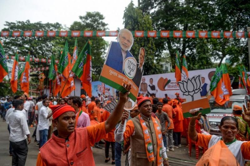 Maharashtra and Haryana: Ruling BJP headed for mixed results