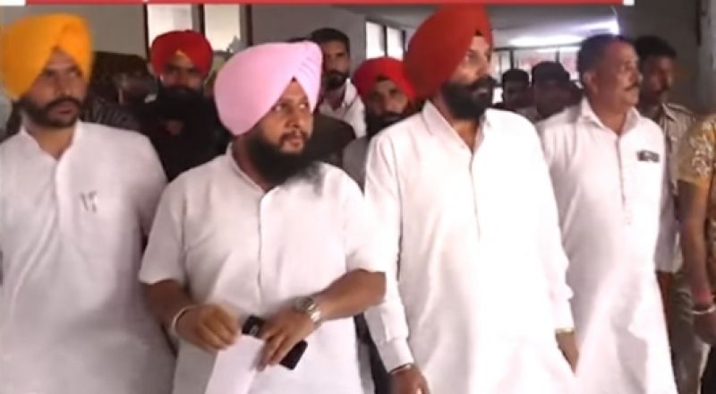 Congress MLAs raise flag against sports minister