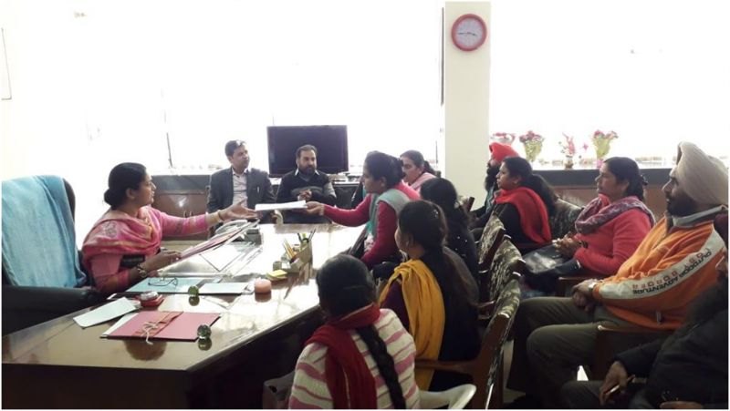 Gursharan Kaur Randhawa meeting with child Development Project Officers-2