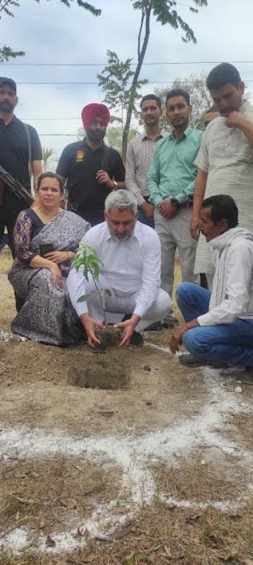 Girls coming forward to receive education a sign of new renaissance: Lal Chand Kataruchak